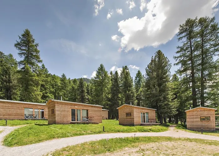 Kamp alanı Camping Gravatscha Samedan